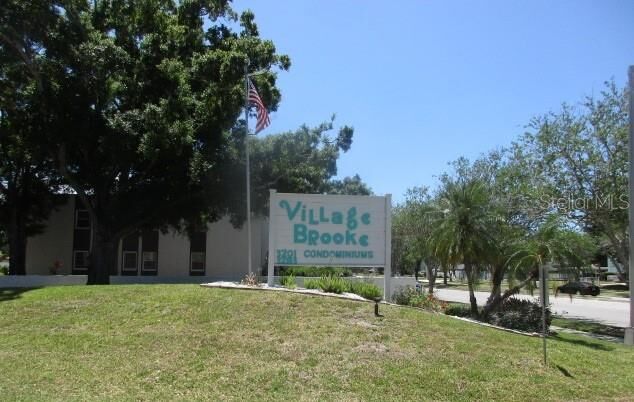 Property Photo: 3241 Beneva Road 103 FL 34232