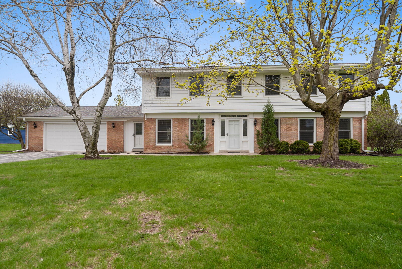 Property Photo:  9445 N Fairway Dr  WI 53217 