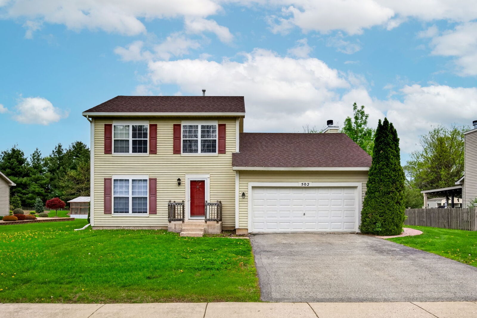 Property Photo: 502 Foli Street IL 60545