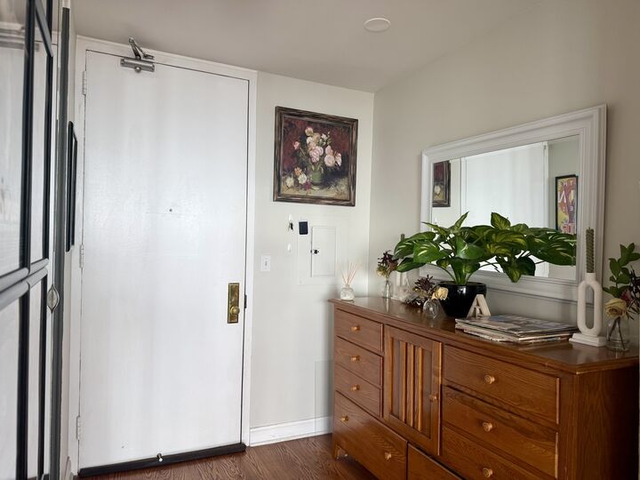 Property Photo:  655 W Irving Park Road 5013  IL 60613 