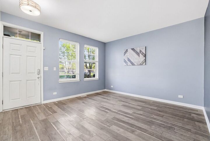Property Photo:  3030 Seekonk Avenue  IL 60124 