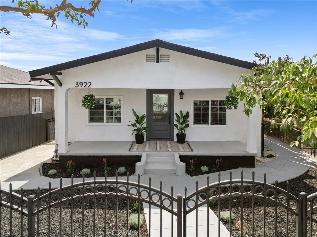 Property Photo: 3922 Princeton Street CA 90023