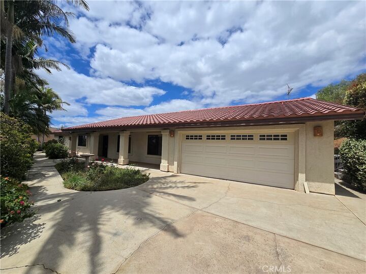Property Photo:  8258 Via Urner Way  CA 92003 