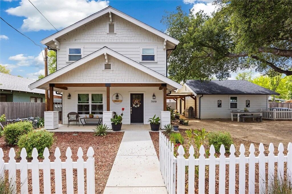 Property Photo:  7850 Curbaril  CA 93422 