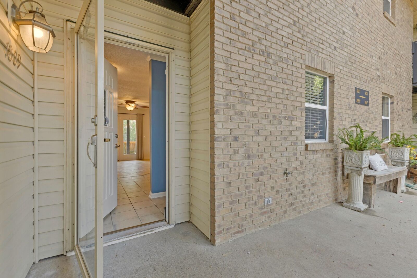 Property Photo: 1809 Brockton Pl TN 37064