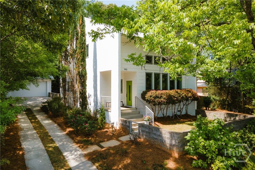 Property Photo:  145 Satula Avenue  GA 30601 