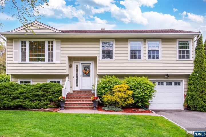 Property Photo:  900 Sioux Avenue  NJ 07034 