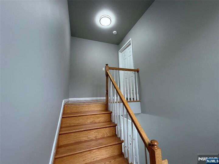 Property Photo:  5 Skillman Avenue 2  NJ 07306 