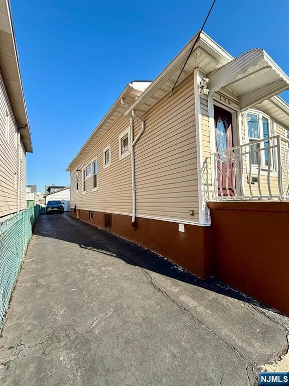 Property Photo:  195 Maple Street  NJ 07032 