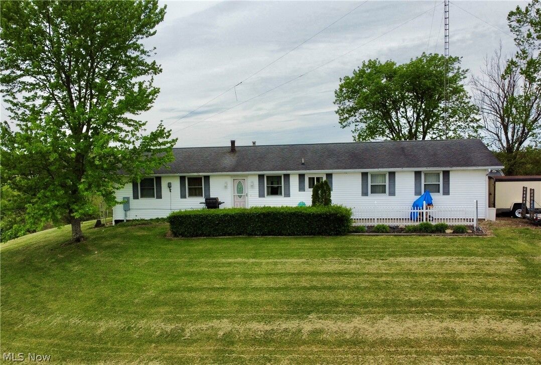Property Photo:  905 W Union Road  OH 43767 
