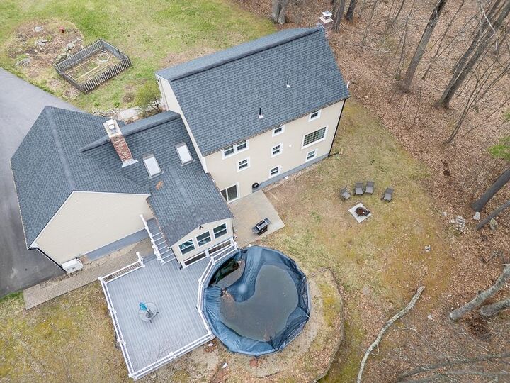 Property Photo: 6 Hubbard Hill Road NH 03038