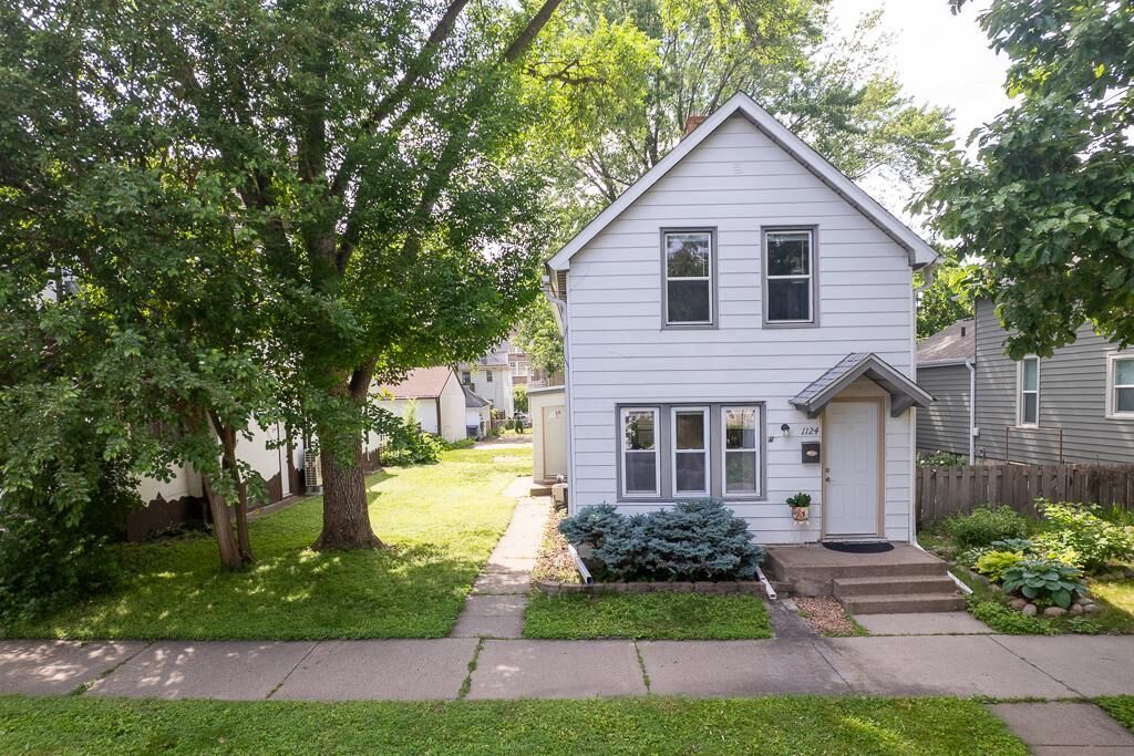 Property Photo:  1124 5th Street NE  MN 55413 