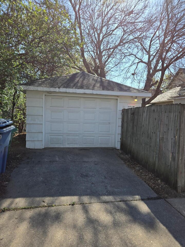 Property Photo:  801 26th Avenue NE  MN 55418 