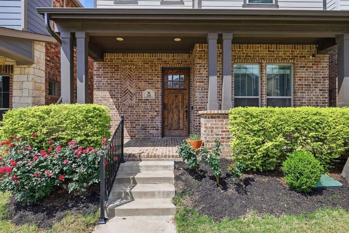 Property Photo:  241 Harbor Hills Drive  TX 75028 