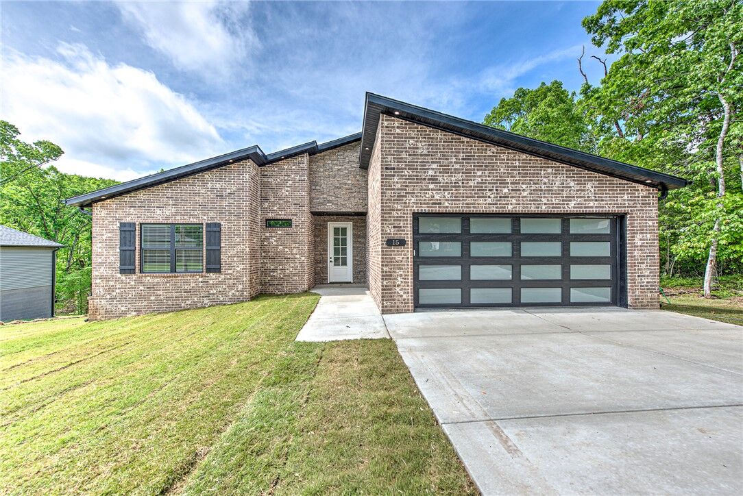 Property Photo:  15 Orkney Drive  AR 72715 