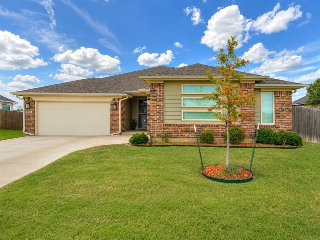 Property Photo:  18101 Jimenez Drive  OK 73012 