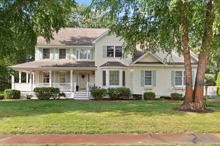 Property Photo:  6 Barn Lane  MA 01886 