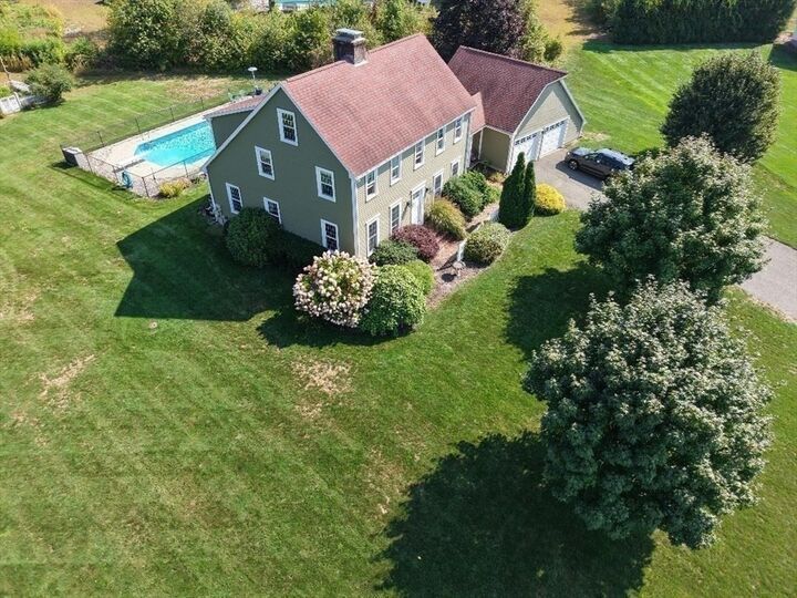 Property Photo:  32 Rolling Meadow Ln  MA 01028 