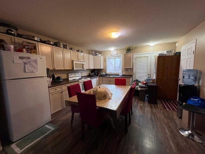 Property Photo:  4729 18 Street 3  SK S9V 1P3 