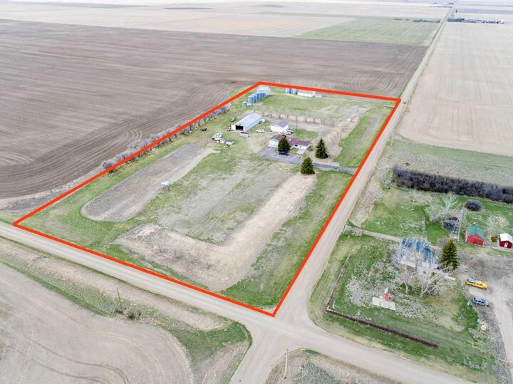 Property Photo: 145005 Twp Rd 4-0 AB T0K 2L0