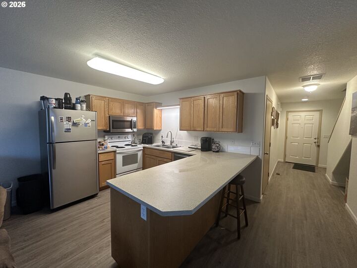 Property Photo:  3310 SE 143rd Ave  OR 97236 