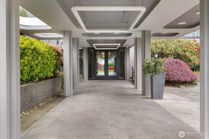 Property Photo:  6533  Seaview Avenue NW 207A  WA 98117 