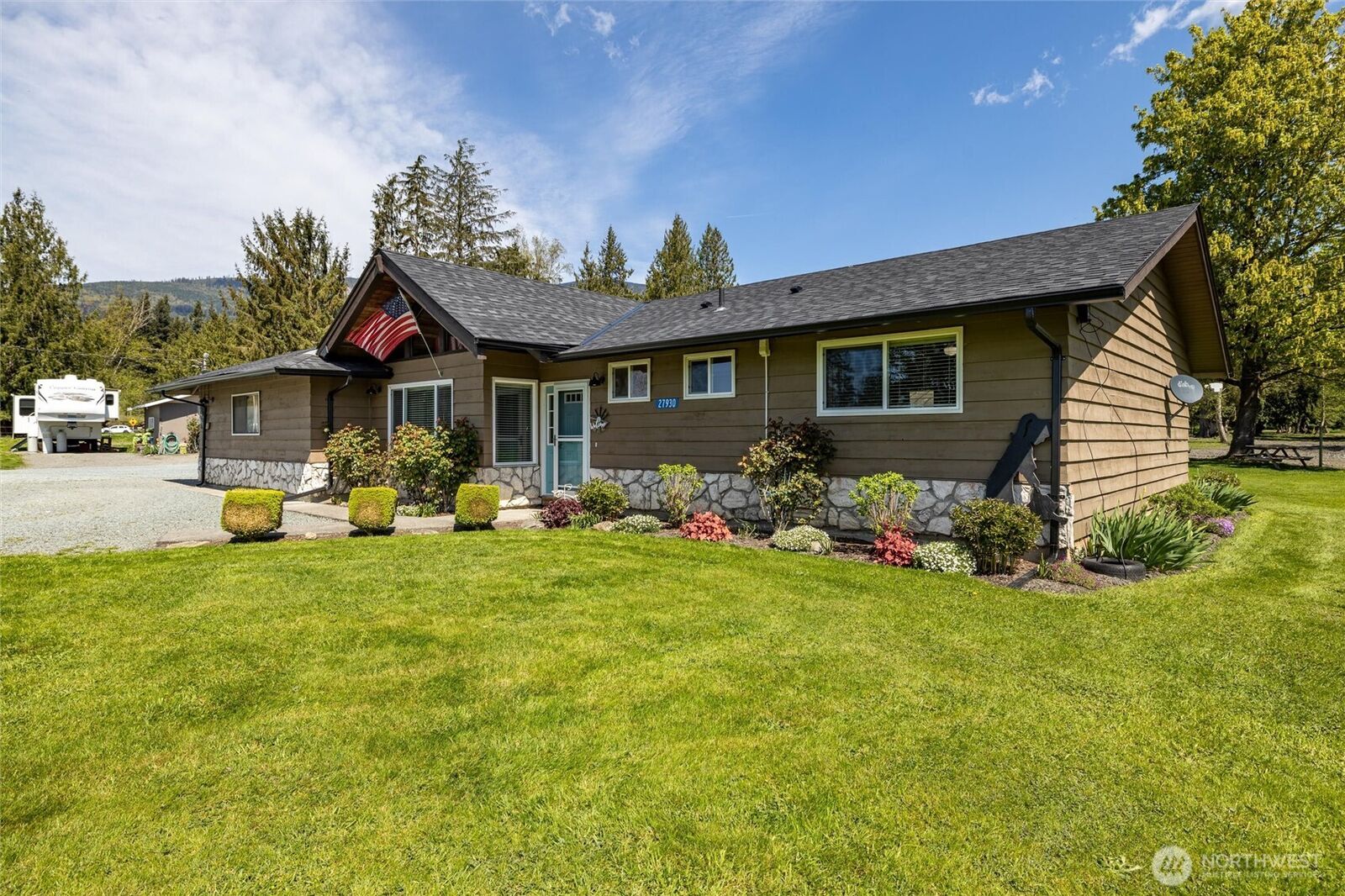 Property Photo:  27930  Hoehn Road  WA 98284 