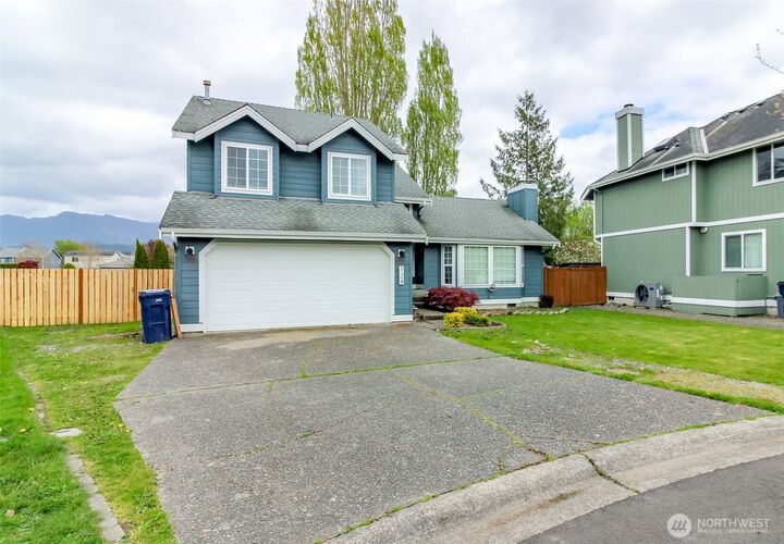 Property Photo:  124  Jewell Street  WA 98022 