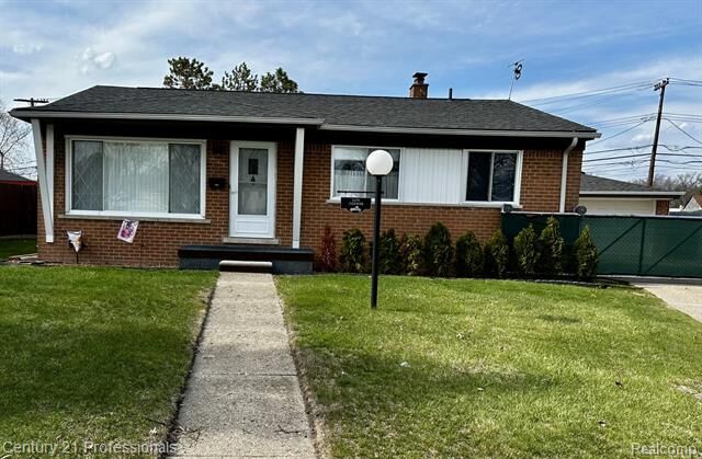 Property Photo:  31274 Fernwood Street  MI 48186 