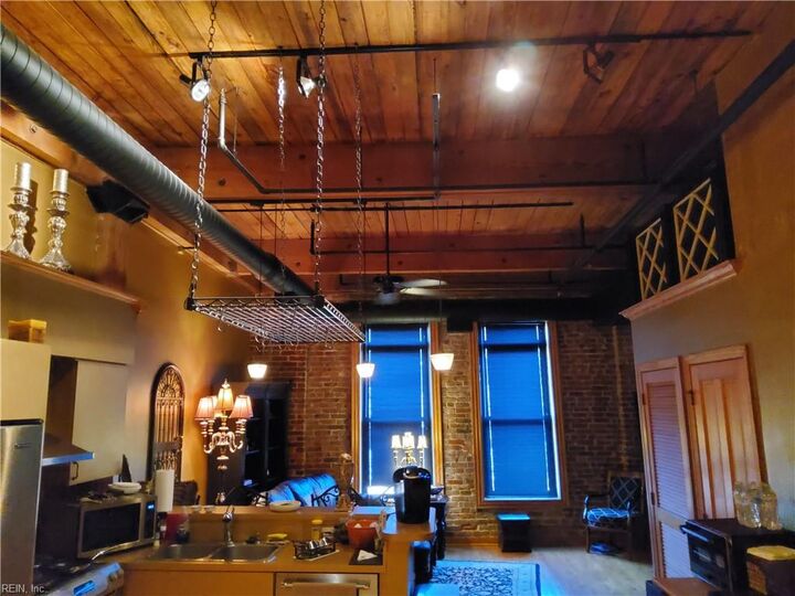 Property Photo:  230 W Tazewell St 208  VA 23510 