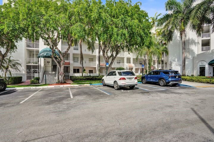 Property Photo:  10750 NW 66th St 203  FL 33178 