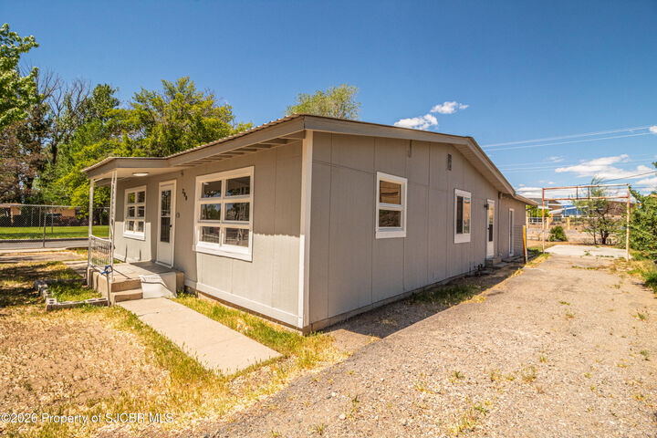 Property Photo:  208 E Pine Avenue  NM 87413 