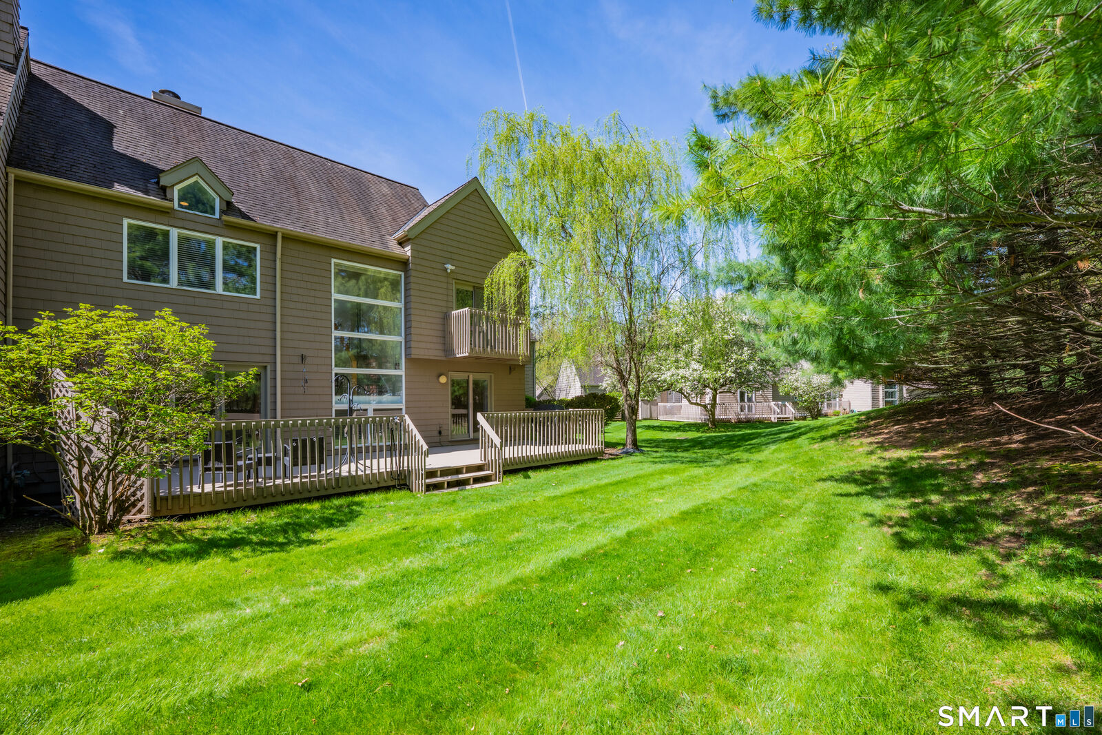 Property Photo: 72 Timberwood Road 72 CT 06117
