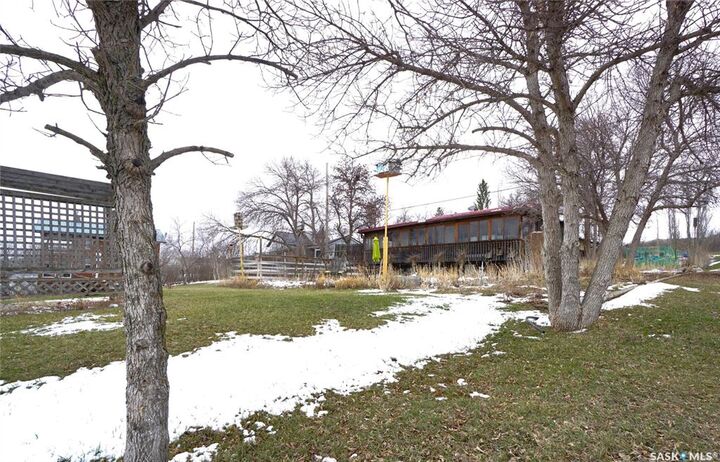Property Photo: 202 Pickerel Street SK S0G 4L0