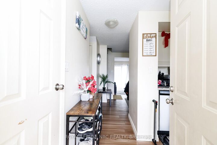 Property Photo: 50 Lakeshore Rd Unit 44 Road ON L2N 6P8