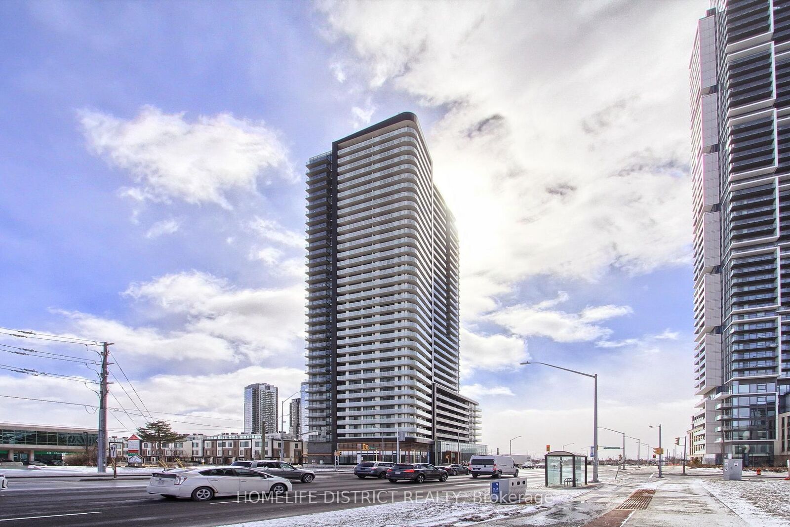 Property Photo: 7895 Jane Street 717 ON L4K 0K2