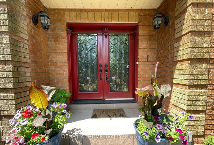 Property Photo: 1689 Major Oaks Road ON L1X 1X1