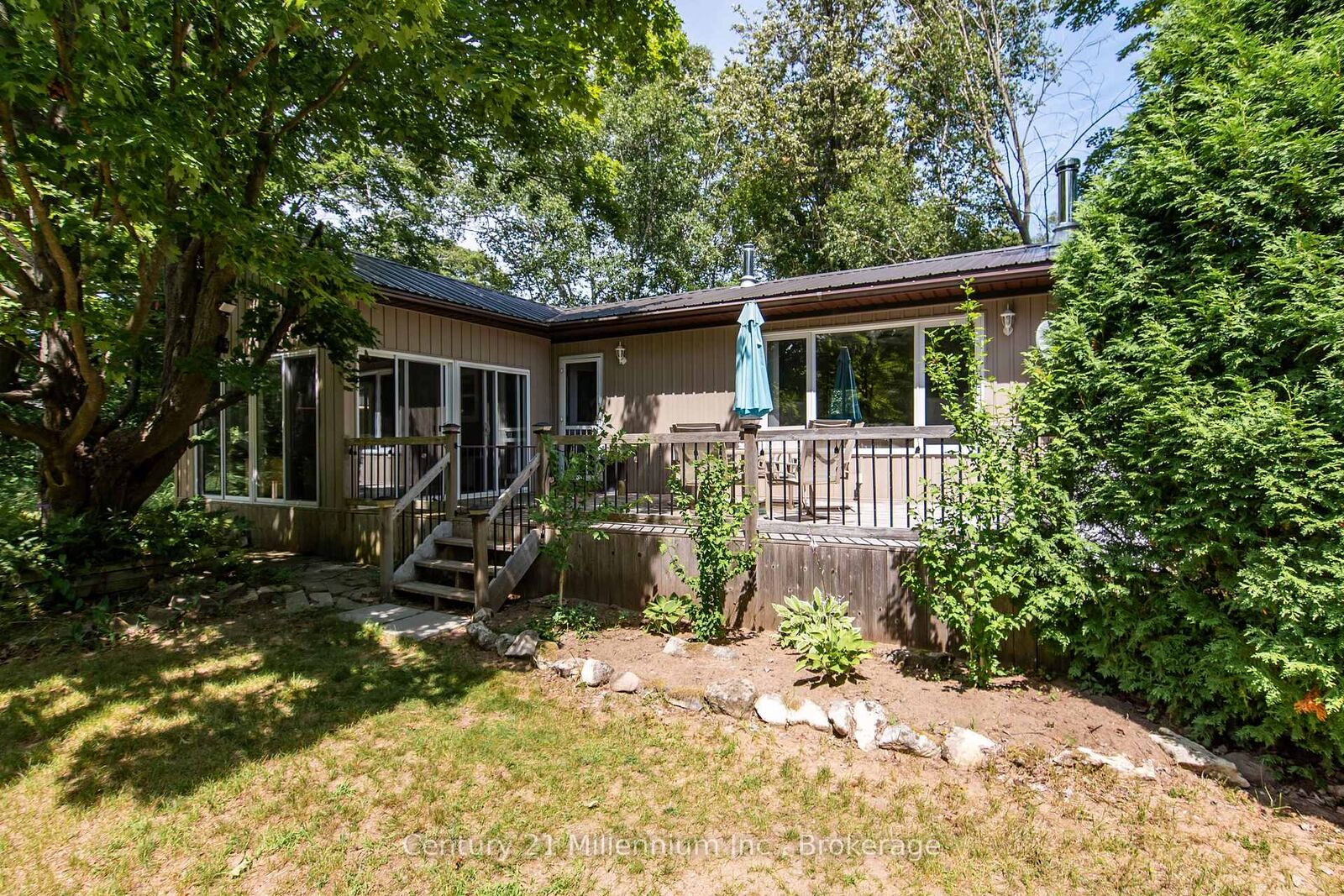 Property Photo:  51 Cardinal Avenue  ON N0H 2T0 