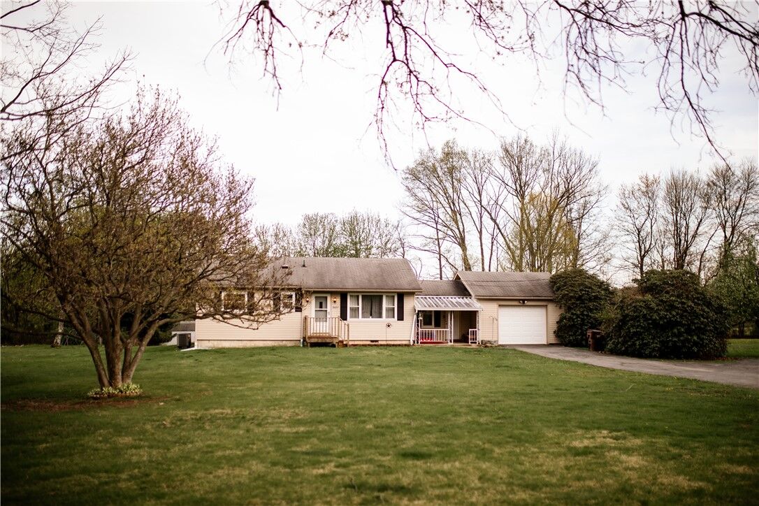 Property Photo:  2667 Leesburg Volant Rd  PA 16156 
