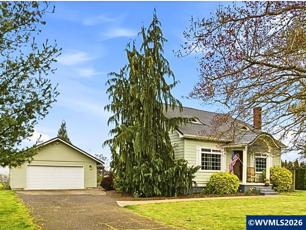 Property Photo:  8235 72nd Av NE  OR 97305 