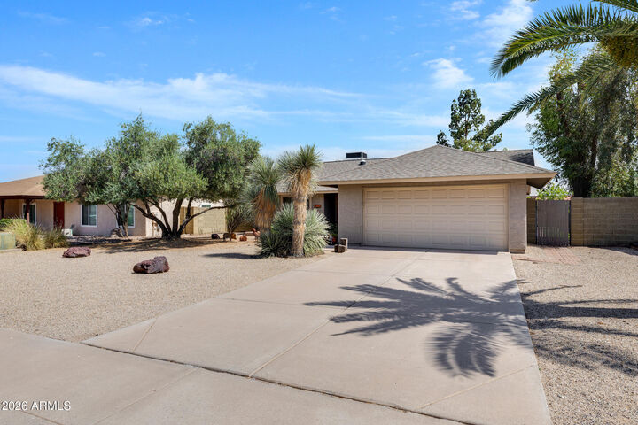 Property Photo: 4211 E Ahwatukee Drive AZ 85044