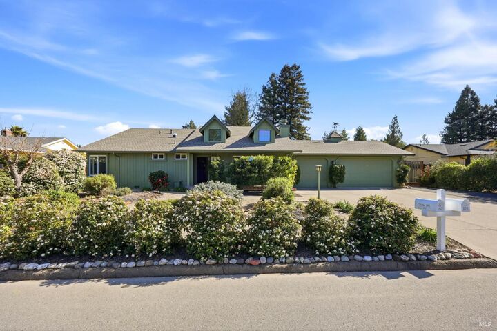 Property Photo: 180 Barrio Way CA 95492