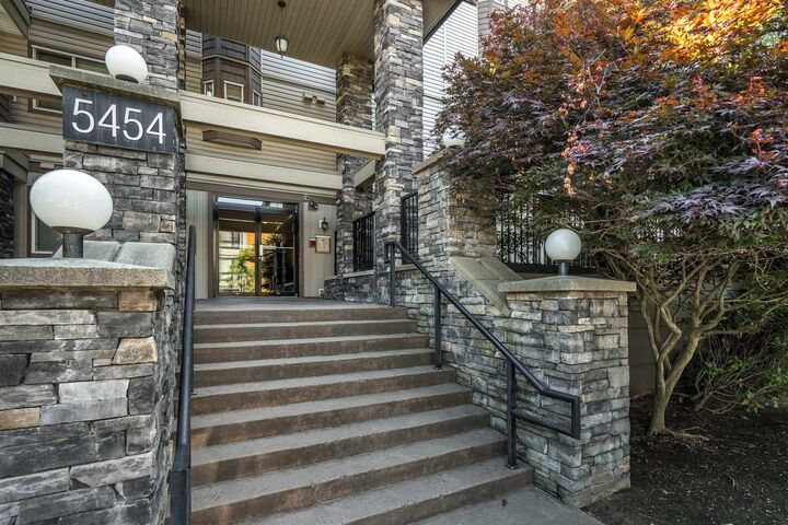 Property Photo: 5454 198 Street 107 BC V3A 1G2