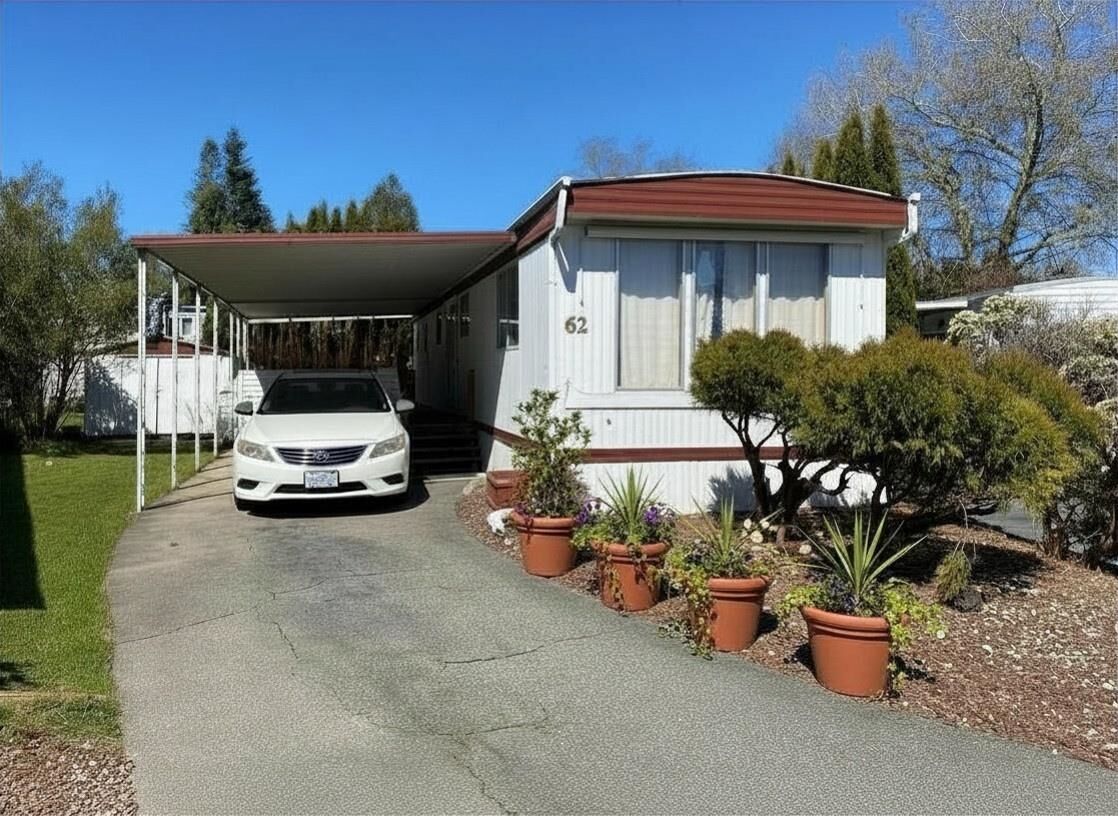 Property Photo: 1840 160 Street 62 BC V4A 4X4