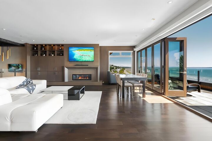Property Photo: 14495 Marine Drive BC V4B 1B4