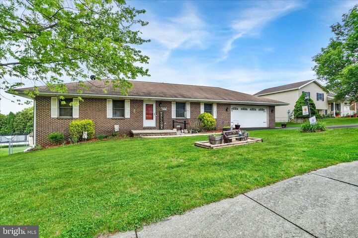 Property Photo:  213 Lartry Drive  PA 17356 