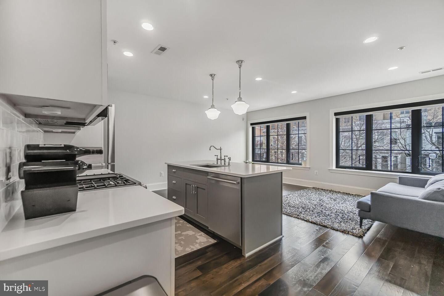 Property Photo:  1514 8th Street NW 5  DC 20001 