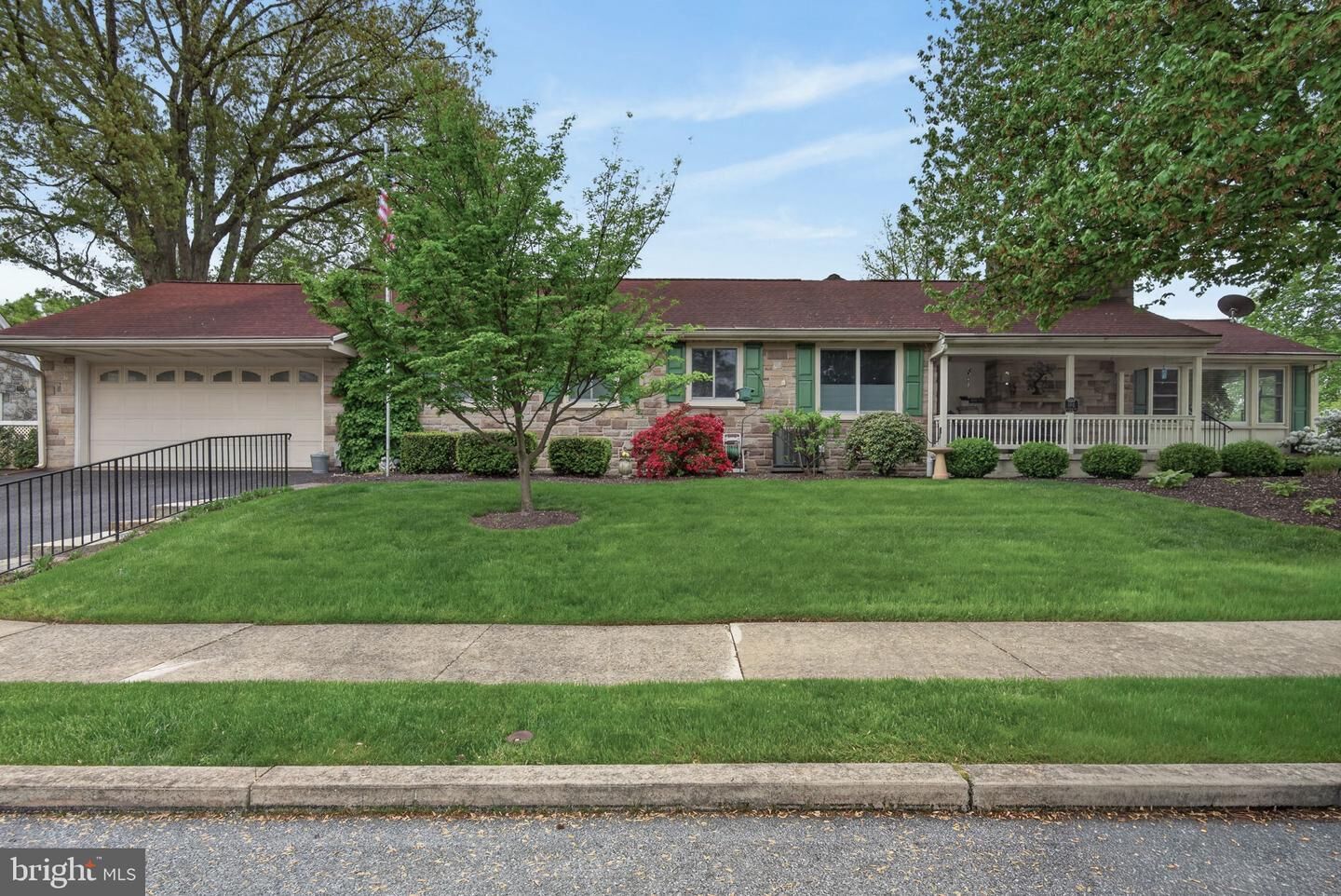 Property Photo:  102 E Third Avenue  PA 17543 