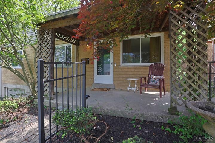 Property Photo: 316 Glenroy Avenue OH 45233