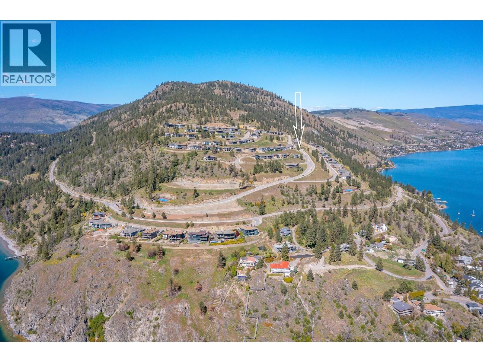 Photo de la propriété:  8808 Tavistock Road  BC V1H 2K9 